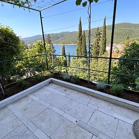 Apartment Apartment Near The Sea 650 Rabac