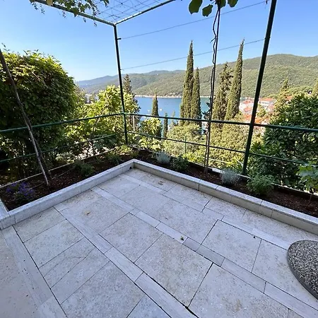 Apartment Apartment Near The Sea 650