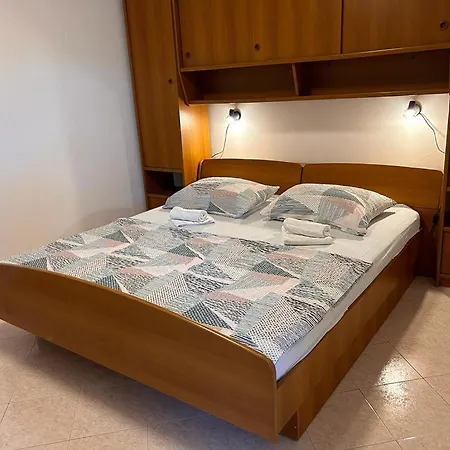 Apartment Near The Sea 650 Apartment Rabac